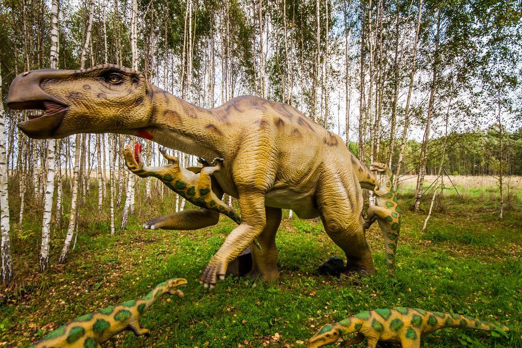 Radailiu Dvaras - Dinosaur Park Радаиляи Экстерьер фото
